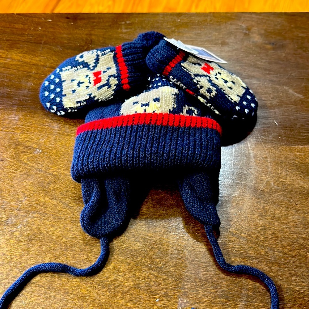 Infant monkey winter hat and mittens NWT